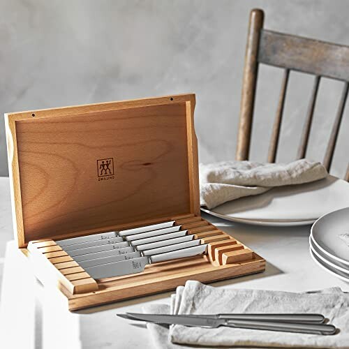 ZWILLING Razor-Sharp Steak Knives